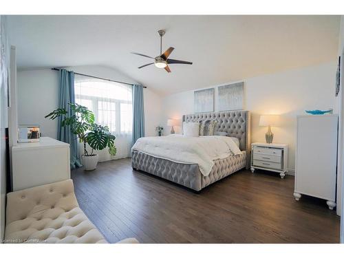 17 Ritchie Drive, Grand Valley, ON - Indoor Photo Showing Bedroom