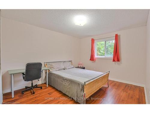 59 Kendrick Court, Hamilton, ON - Indoor Photo Showing Bedroom