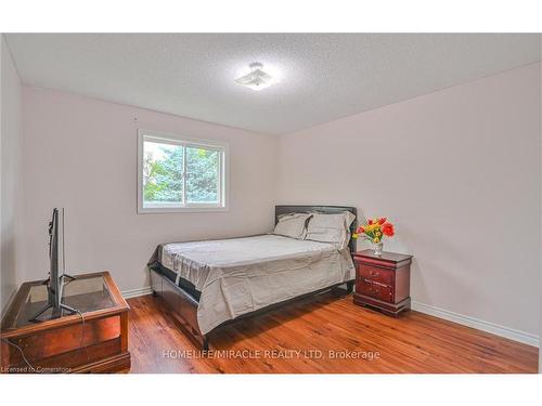 59 Kendrick Court, Hamilton, ON - Indoor Photo Showing Bedroom