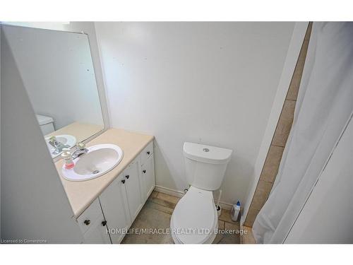 59 Kendrick Court, Hamilton, ON - Indoor Photo Showing Bathroom