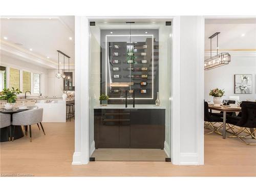 1306 Tansley Drive, Oakville, ON - Indoor Photo Showing Dining Room