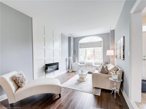 2547 Armour Crescent, Burlington, ON - Indoor Photo Showing Living Room With Fireplace