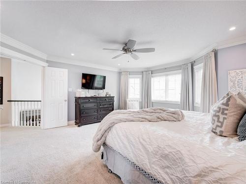 2547 Armour Crescent, Burlington, ON - Indoor Photo Showing Bedroom