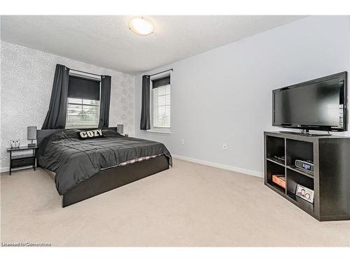 58-71 Garth Massey Drive, Cambridge, ON - Indoor Photo Showing Bedroom