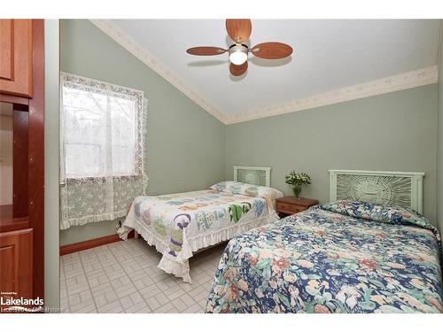 53 Lindale Avenue, Tiny, ON - Indoor Photo Showing Bedroom