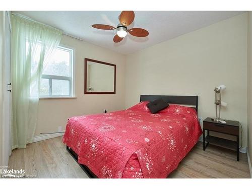 53 Lindale Avenue, Tiny, ON - Indoor Photo Showing Bedroom