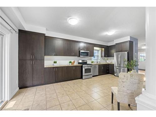 35 Freure Drive, Cambridge, ON - Indoor Photo Showing Kitchen