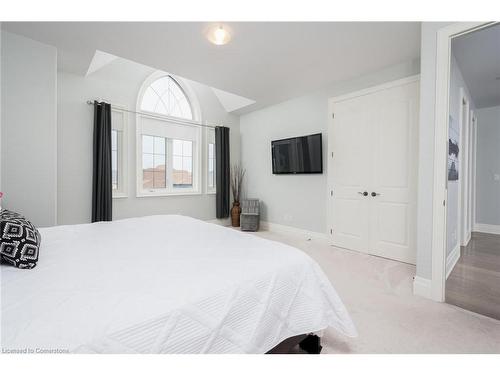 1644 Rizzardo Crescent, Innisfil, ON - Indoor Photo Showing Bedroom