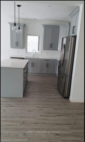 3629 Earlston Cross, London, ON - Indoor Photo Showing Kitchen