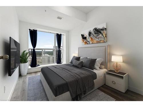 2103-318 Spruce Street, Waterloo, ON - Indoor Photo Showing Bedroom