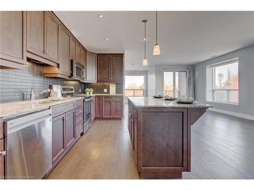 201-223 Erb Street W, Waterloo, ON - Indoor Photo Showing Kitchen With Upgraded Kitchen