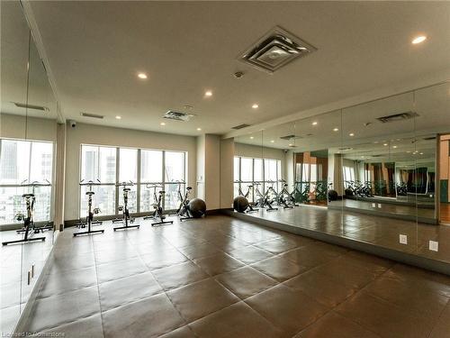 531-165 Legion Road N, Toronto, ON - Indoor Photo Showing Gym Room