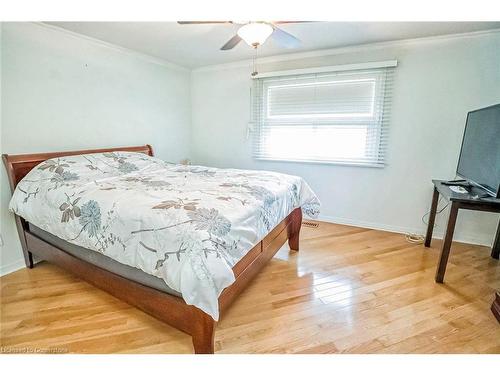 102 Pennyhill Drive, Toronto, ON - Indoor Photo Showing Bedroom