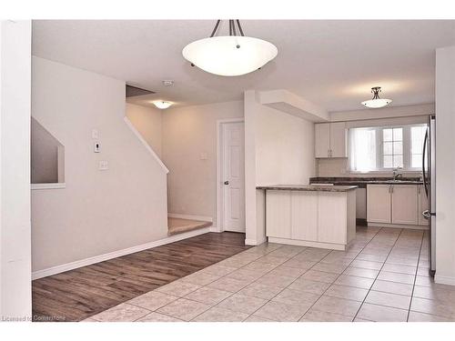 184 Maitland Street, Kitchener, ON - Indoor Photo Showing Kitchen