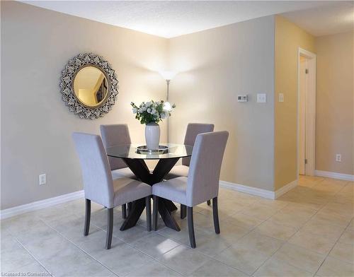 523 Windflower Crescent, Kitchener, ON - Indoor Photo Showing Dining Room