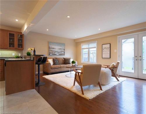 523 Windflower Crescent, Kitchener, ON - Indoor Photo Showing Other Room