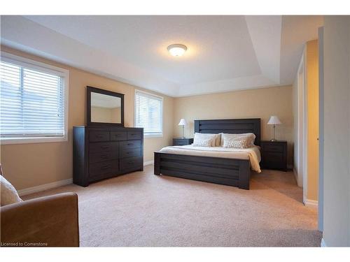 523 Windflower Crescent, Kitchener, ON - Indoor Photo Showing Bedroom