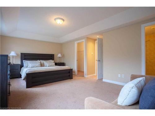 523 Windflower Crescent, Kitchener, ON - Indoor Photo Showing Bedroom