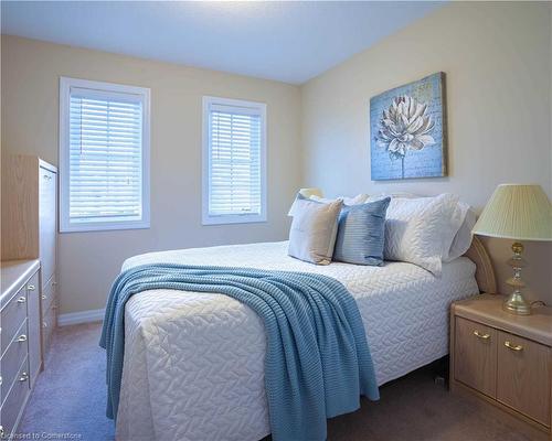 523 Windflower Crescent, Kitchener, ON - Indoor Photo Showing Bedroom