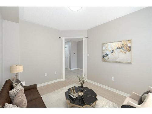 1063 Zimmerman Crescent, Milton, ON - Indoor Photo Showing Living Room