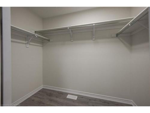 18 Elliot Avenue E, Fergus, ON - Indoor With Storage