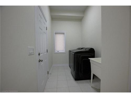 18 Elliot Avenue E, Fergus, ON - Indoor Photo Showing Other Room