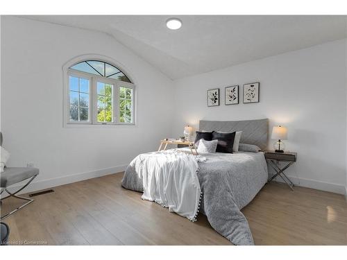 452 Exmouth Circle, London, ON - Indoor Photo Showing Bedroom