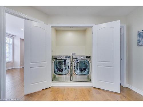 14096 Danby Road, Georgetown, ON - Indoor Photo Showing Laundry Room