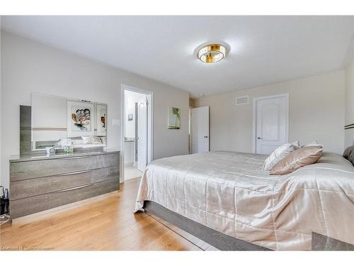 14096 Danby Road, Georgetown, ON - Indoor Photo Showing Bedroom