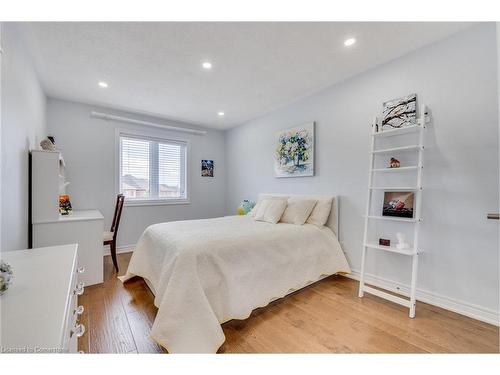 14096 Danby Road, Georgetown, ON - Indoor Photo Showing Bedroom