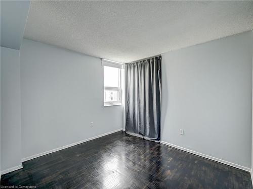 1411-4 Lisa Street, Brampton, ON - Indoor Photo Showing Other Room