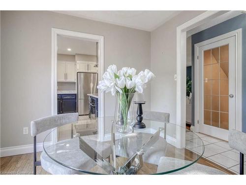 50 Bechtel Street, Cambridge, ON - Indoor Photo Showing Dining Room