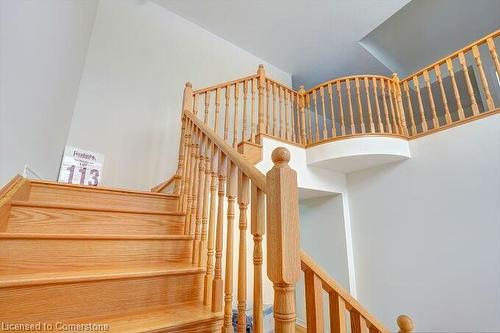 33 Gilham Way, Paris, ON - Indoor Photo Showing Other Room