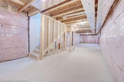 33 Gilham Way, Paris, ON - Indoor Photo Showing Basement