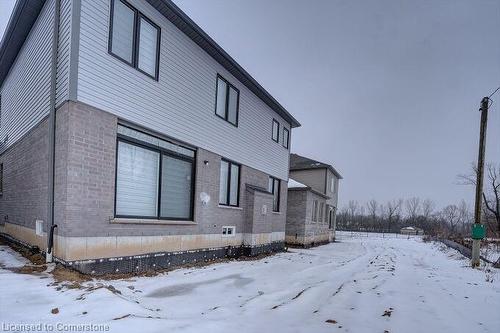 33 Gilham Way, Paris, ON - Outdoor With Exterior