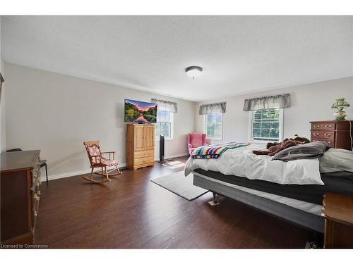 155 Clyde Street, Mount Forest, ON - Indoor Photo Showing Bedroom