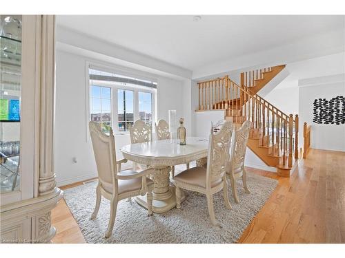 495 Queen Mary Drive, Brampton, ON - Indoor Photo Showing Dining Room