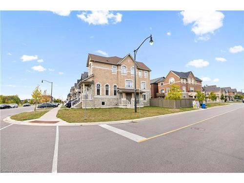 495 Queen Mary Drive, Brampton, ON - Outdoor With Facade