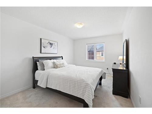 495 Queen Mary Drive, Brampton, ON - Indoor Photo Showing Bedroom