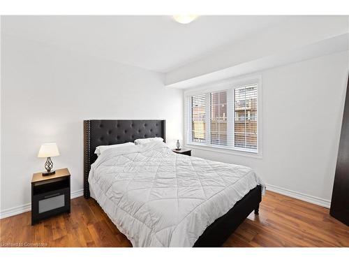 495 Queen Mary Drive, Brampton, ON - Indoor Photo Showing Bedroom