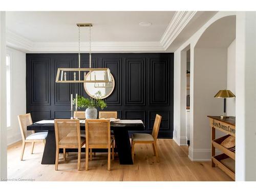 11325 Taylor Court, Milton, ON - Indoor Photo Showing Dining Room