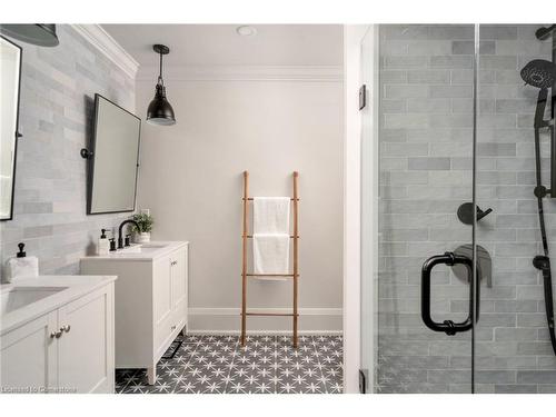 11325 Taylor Court, Milton, ON - Indoor Photo Showing Bathroom