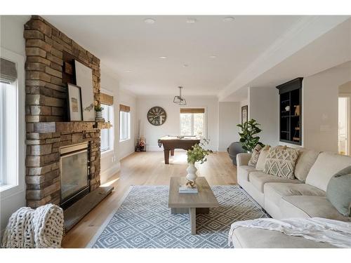 11325 Taylor Court, Milton, ON - Indoor Photo Showing Living Room With Fireplace