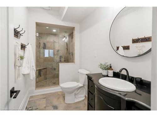 11325 Taylor Court, Milton, ON - Indoor Photo Showing Bathroom