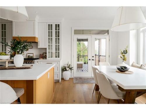 11325 Taylor Court, Milton, ON - Indoor Photo Showing Dining Room