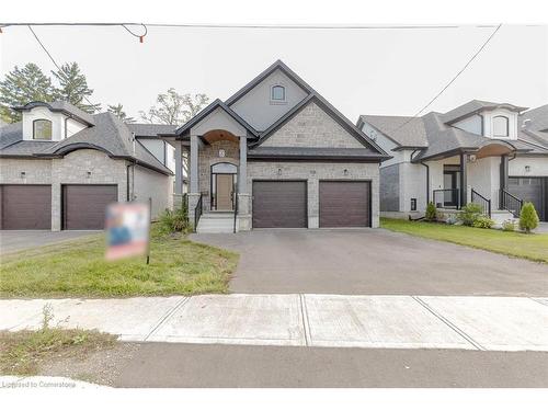 236 Mount Pleasant Street, Brantford, ON - Outdoor With Facade