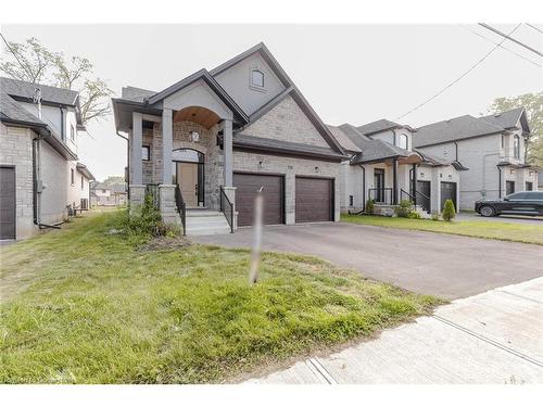 236 Mount Pleasant Street, Brantford, ON - Outdoor With Facade