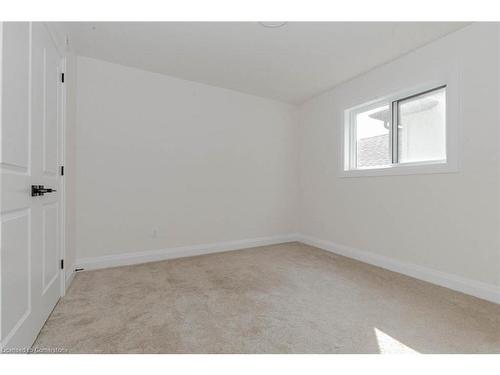 236 Mount Pleasant Street, Brantford, ON - Indoor Photo Showing Other Room