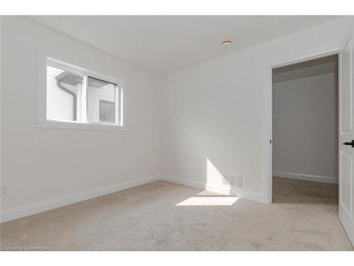 236 Mount Pleasant Street, Brantford, ON - Indoor Photo Showing Other Room