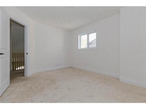 236 Mount Pleasant Street, Brantford, ON - Indoor Photo Showing Other Room